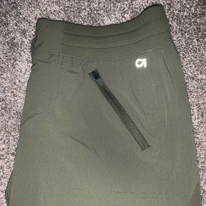 SUPER CUTE ARMY GREEN HIKE PANTS